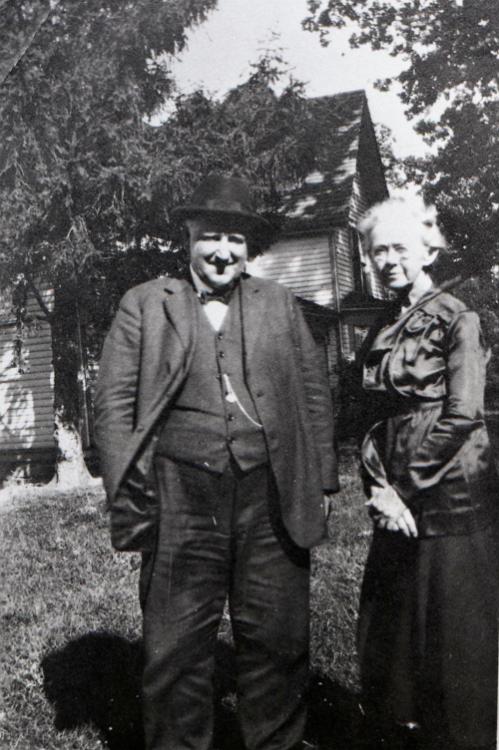 Daniel Boutell (1856-1935) and Mary Murray (1858-1947)