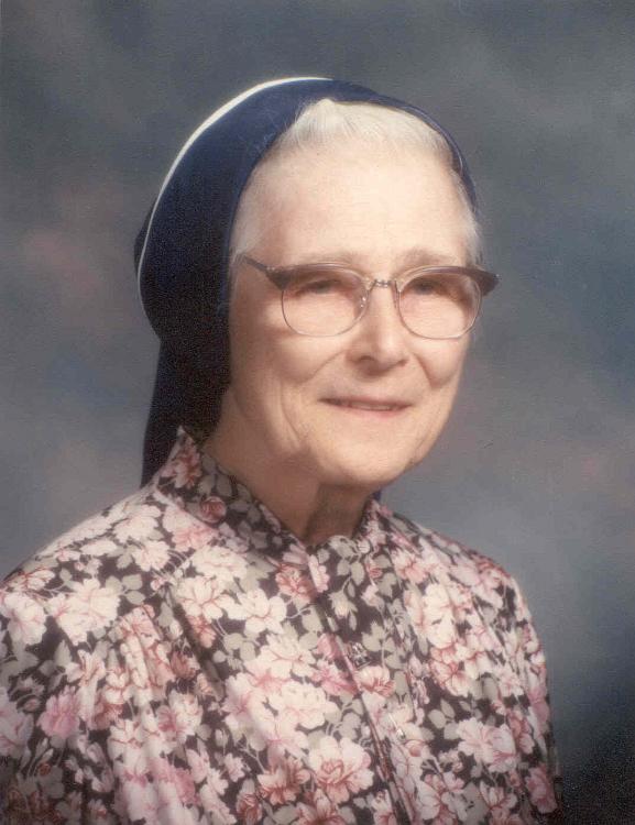 Dorothy Bunline (1905-1996) in 1985