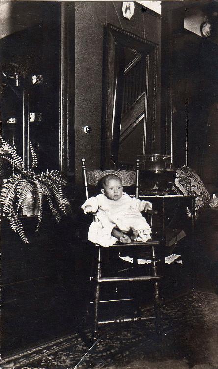 Florence Bunline (1916-2000) 5 months b